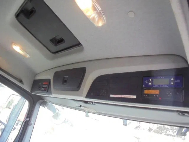 Kamion vetëshkarkues Mercedes-Benz Arocs 3243 K 8X4: foto 9