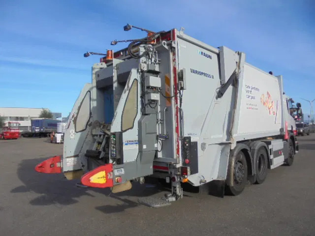 Scania P310 6x2 RETARDER NL TRUCK - Kamion mbeturinash: foto 4 Scania P310 6x2 RETARDER NL TRUCK - Kamion mbeturinash: foto 4