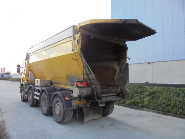 Scania P400 8X2 ASFALT NL TRUCK - Kamion vetëshkarkues: foto 2 Scania P400 8X2 ASFALT NL TRUCK - Kamion vetëshkarkues: foto 2