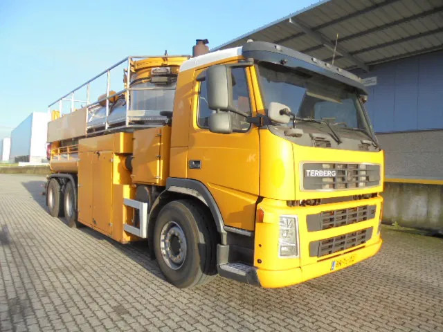 Terberg FM 1450 6X4 - Kamion me vakuum: foto 3 Terberg FM 1450 6X4 - Kamion me vakuum: foto 3