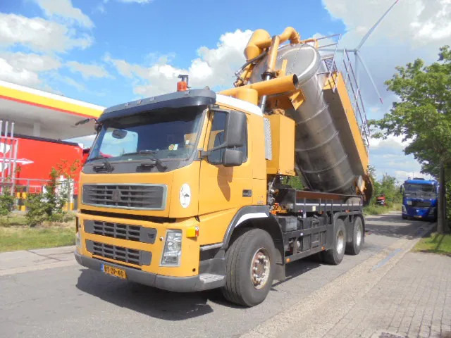Terberg FM 1450 6X4 - Kamion me vakuum: foto 1 Terberg FM 1450 6X4 - Kamion me vakuum: foto 1