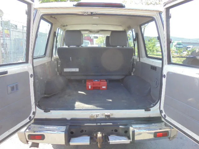 Veturë Toyota Land Cruiser HZJ76L 4X4 EXPORT OUTSIDE EU ONLY: foto 9