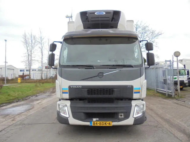 Volvo FE 250 CHEREAU NL TRUCK - Kamion izotermik: foto 2 Volvo FE 250 CHEREAU NL TRUCK - Kamion izotermik: foto 2