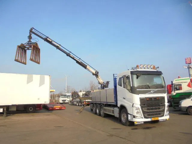 Volvo FH 460 FH 460 8X2 NL TRUCK - Kamion me vinç: foto 3 Volvo FH 460 FH 460 8X2 NL TRUCK - Kamion me vinç: foto 3