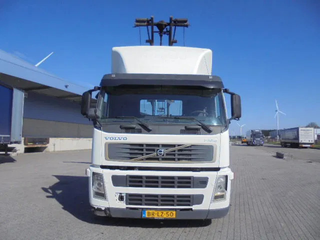 Volvo FM 260 MANUAL GEAR NL TRUCK - Kamion me sistem kabllor: foto 2 Volvo FM 260 MANUAL GEAR NL TRUCK - Kamion me sistem kabllor: foto 2