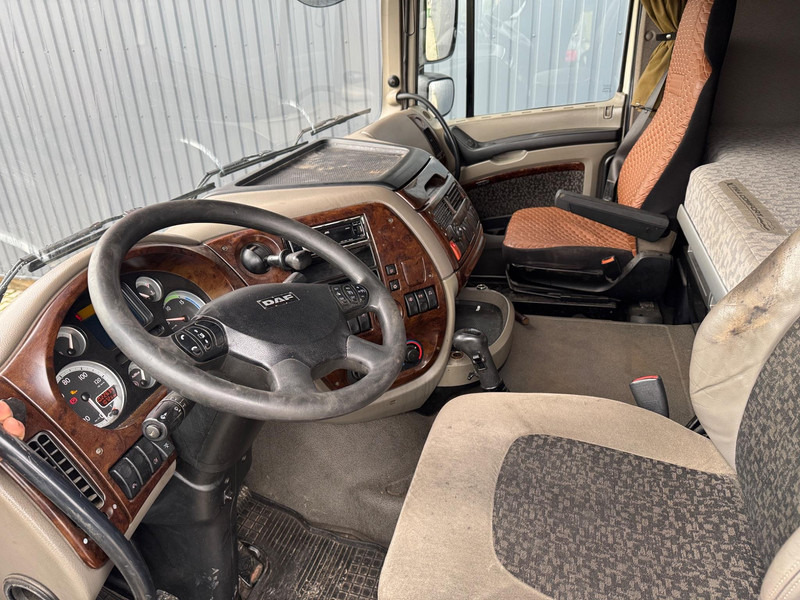 DAF XF 105.460 - Gjysmë-kamion: foto 5 DAF XF 105.460 - Gjysmë-kamion: foto 5