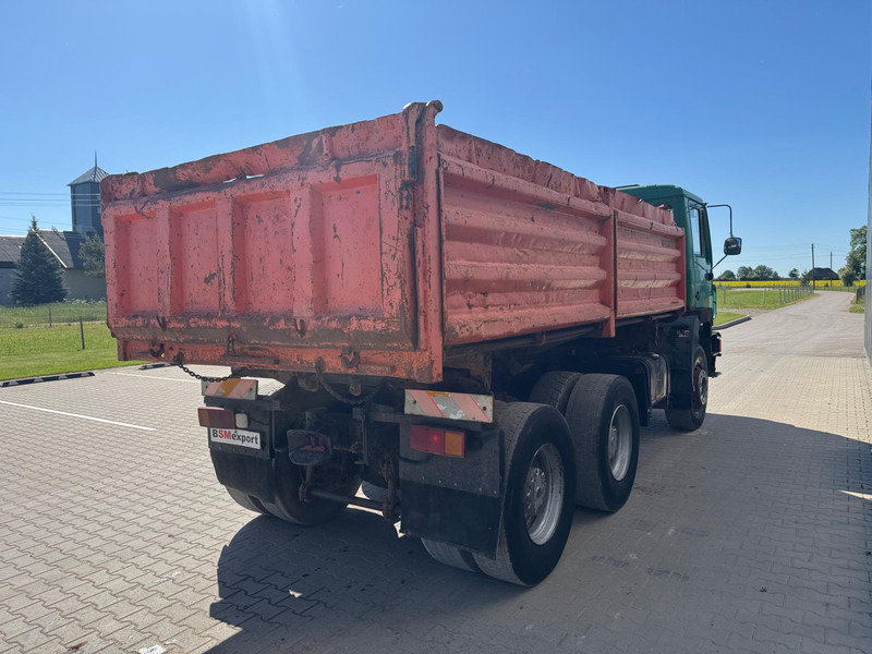 MAN 26.302 - Kamion vetëshkarkues: foto 3 MAN 26.302 - Kamion vetëshkarkues: foto 3