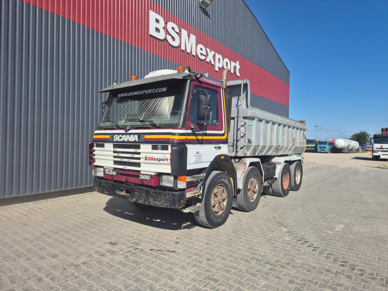 Scania 113 - Kamion vetëshkarkues: foto 1 Scania 113 - Kamion vetëshkarkues: foto 1