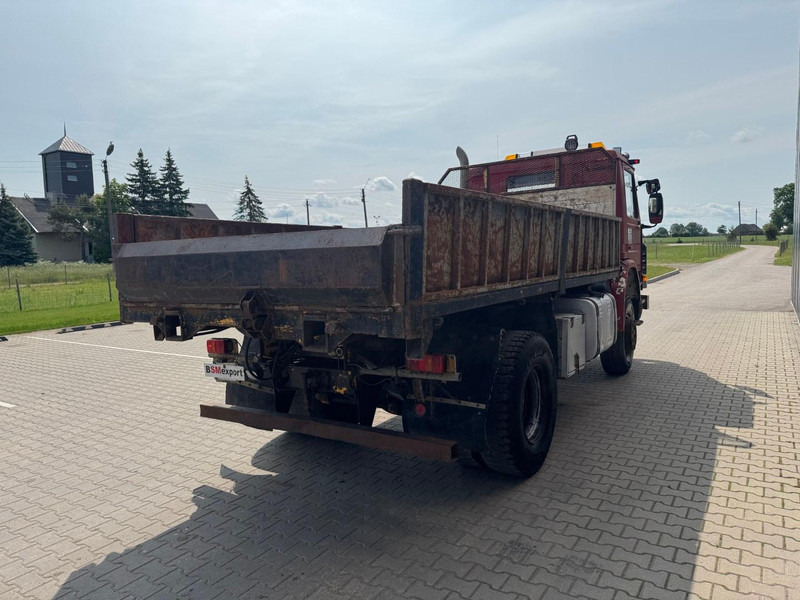 Scania 93, 4x4 - Kamion vetëshkarkues: foto 4 Scania 93, 4x4 - Kamion vetëshkarkues: foto 4