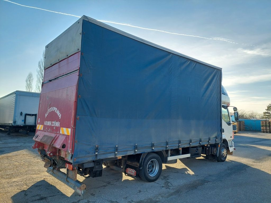 DAF FA LF 45.220 E12 4x2 DAF FA LF 45.220 E12 4x2 - Kamion me tendë: foto 4 DAF FA LF 45.220 E12 4x2 DAF FA LF 45.220 E12 4x2 - Kamion me tendë: foto 4