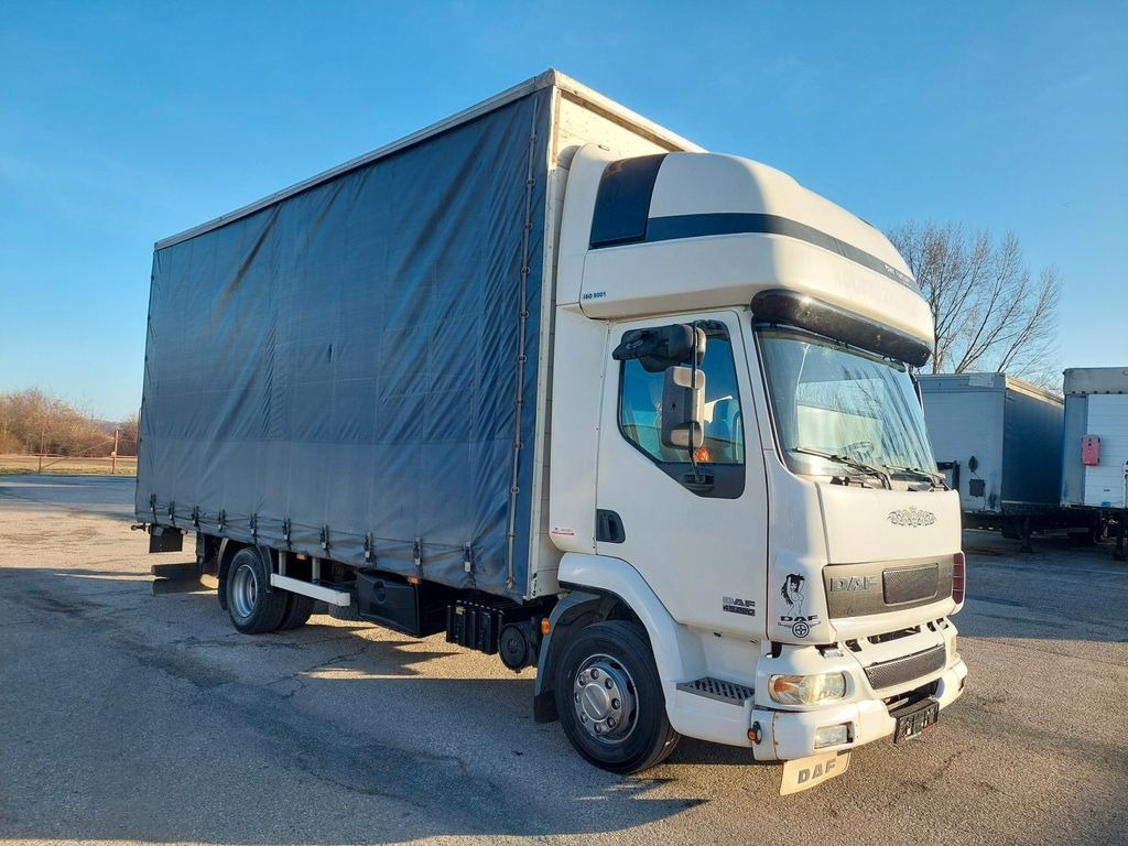 DAF FA LF 45.220 E12 4x2 DAF FA LF 45.220 E12 4x2 - Kamion me tendë: foto 2 DAF FA LF 45.220 E12 4x2 DAF FA LF 45.220 E12 4x2 - Kamion me tendë: foto 2