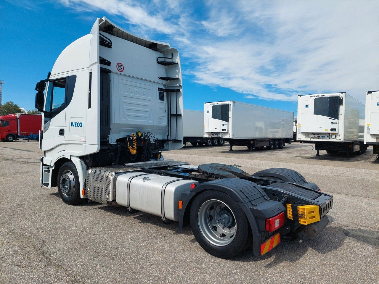 Iveco AS440ST/FP LT 4x2 - Gjysmë-kamion: foto 3 Iveco AS440ST/FP LT 4x2 - Gjysmë-kamion: foto 3