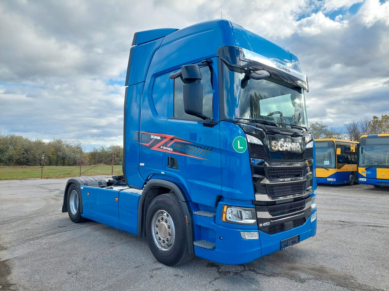 Scania R450 A4X2NB Luft/Luft Hydraulik - Gjysmë-kamion: foto 2 Scania R450 A4X2NB Luft/Luft Hydraulik - Gjysmë-kamion: foto 2