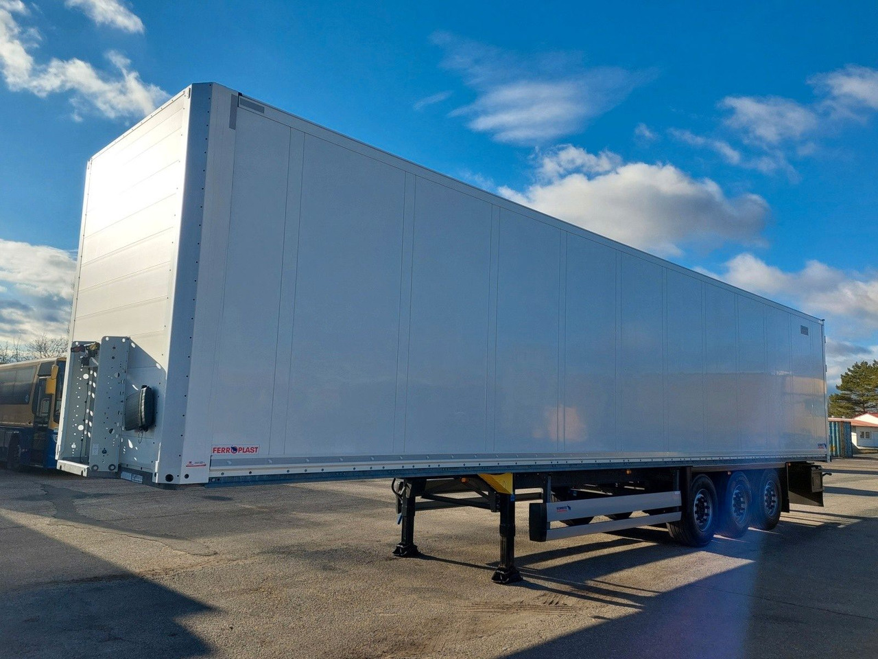 Schmitz Cargobull SKO 24 Doppelstock - Gjysmë rimorkio me vagonetë të mbyllur: foto 1 Schmitz Cargobull SKO 24 Doppelstock - Gjysmë rimorkio me vagonetë të mbyllur: foto 1