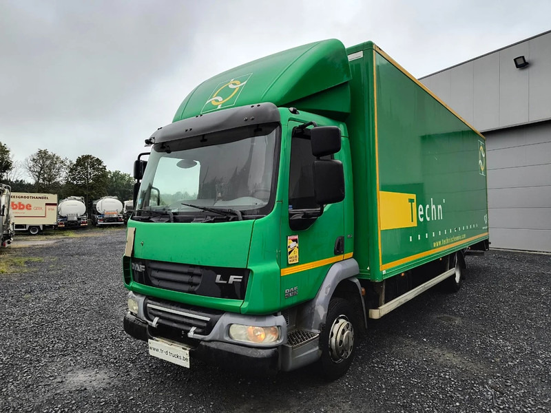 DAF LF 45.160 7,15M CASE + D'HOLLANDIA 1500KG - Kamion vagonetë: foto 1 DAF LF 45.160 7,15M CASE + D'HOLLANDIA 1500KG - Kamion vagonetë: foto 1