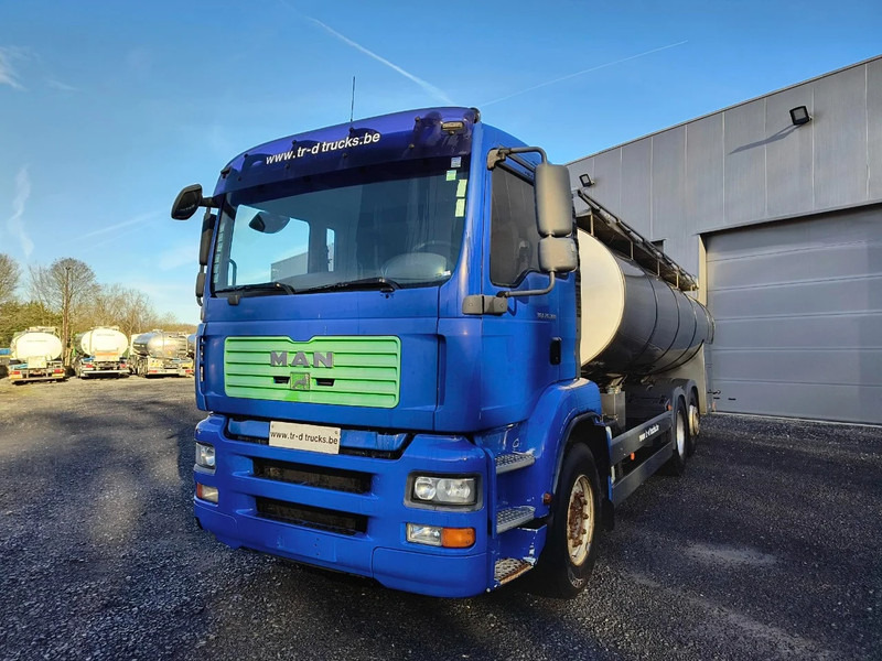 Autobot për transportimin e qumështit MAN TGA 26.360 6X2 TANK FOR WATER / MILK 15500L 2 COMP: foto 1