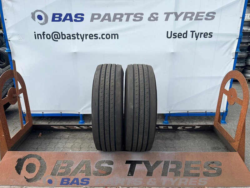 BARUM Barum 315/70R22.5 BF200 R 156/150 M+S 3PMSF gebruikte set - Gomë për Kamioni: foto 1 BARUM Barum 315/70R22.5 BF200 R 156/150 M+S 3PMSF gebruikte set - Gomë për Kamioni: foto 1