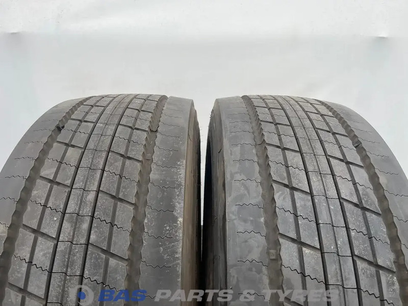 Bridgestone Bridgestone 315/70R22.5 DURAVIS R-STEER002 156/154 M M+S 3PMSF gebruikte set - Gomë për Kamioni: foto 2 Bridgestone Bridgestone 315/70R22.5 DURAVIS R-STEER002 156/154 M M+S 3PMSF gebruikte set - Gomë për Kamioni: foto 2
