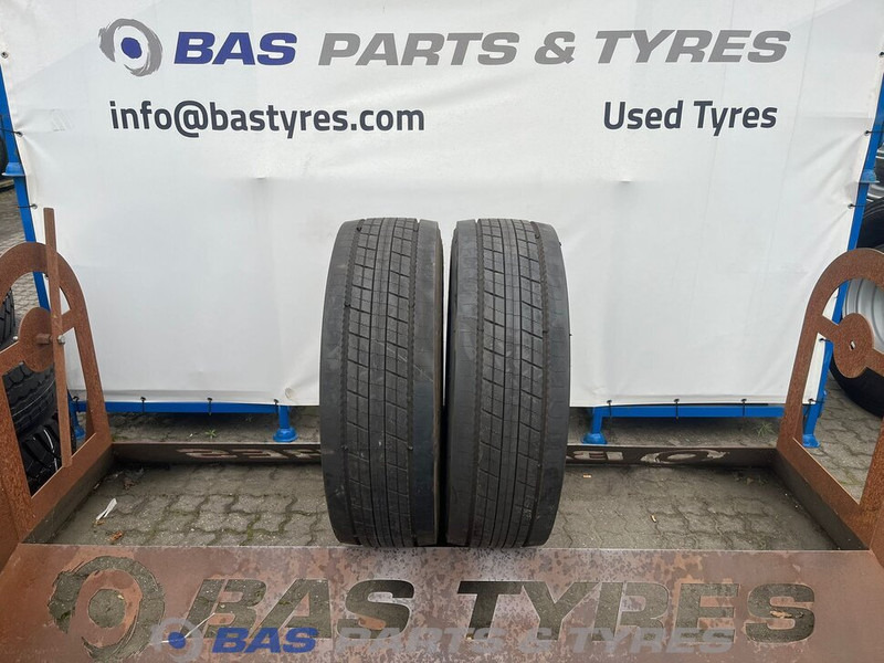 Bridgestone Bridgestone 315/70R22.5 DURAVIS R-STEER002 156/154 M M+S 3PMSF gebruikte set - Gomë për Kamioni: foto 1 Bridgestone Bridgestone 315/70R22.5 DURAVIS R-STEER002 156/154 M M+S 3PMSF gebruikte set - Gomë për Kamioni: foto 1