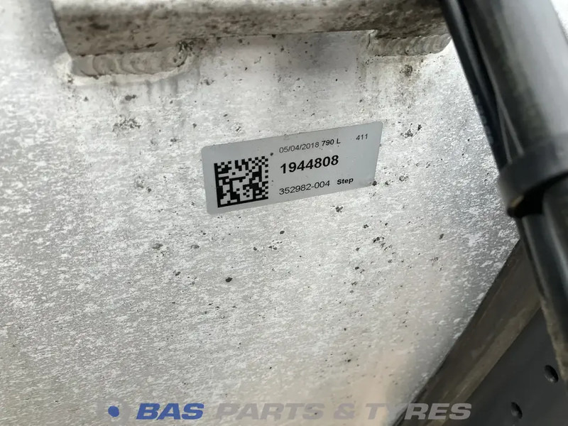 DAF Brandstoftank DAF 790 Liter 1921146 - Serbatori i karburantit për Kamioni: foto 5 DAF Brandstoftank DAF 790 Liter 1921146 - Serbatori i karburantit për Kamioni: foto 5