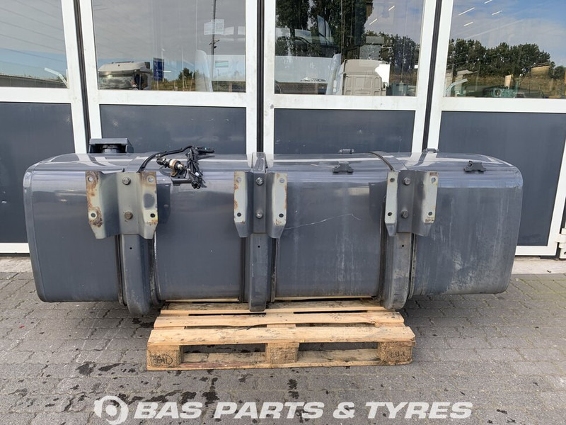 DAF Brandstoftank DAF 995 Liter 1904722 - Serbatori i karburantit për Kamioni: foto 3 DAF Brandstoftank DAF 995 Liter 1904722 - Serbatori i karburantit për Kamioni: foto 3