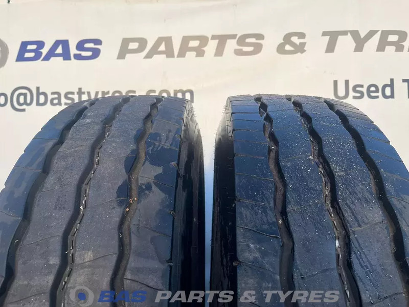 Goodyear Goodyear 13R22.5 OMNITRAC S 156/150 K M+S 3PMSF gebruikte set - Gomë për Kamioni: foto 2 Goodyear Goodyear 13R22.5 OMNITRAC S 156/150 K M+S 3PMSF gebruikte set - Gomë për Kamioni: foto 2