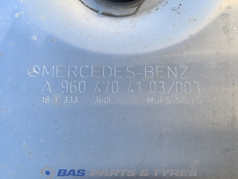 Mercedes-Benz - Serbatori i karburantit për Kamioni: foto 5 Mercedes-Benz - Serbatori i karburantit për Kamioni: foto 5