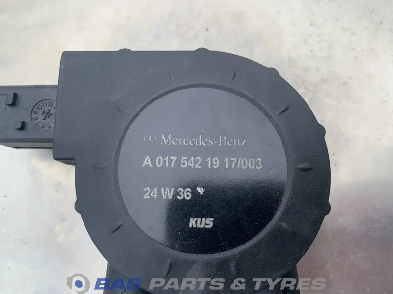 Mercedes-Benz - Serbatori i karburantit për Kamioni: foto 5 Mercedes-Benz - Serbatori i karburantit për Kamioni: foto 5