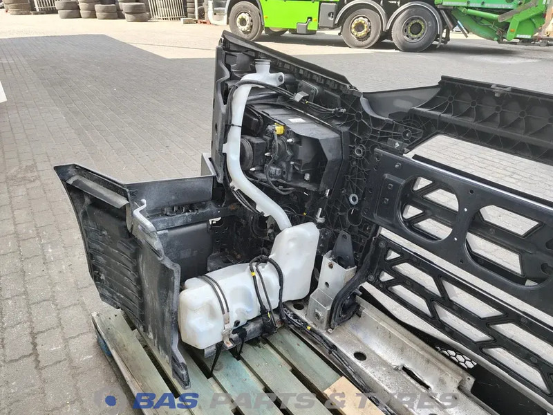 Renault T-Serie Bumper Renault 7482540689 - Parakolp për Kamioni: foto 5 Renault T-Serie Bumper Renault 7482540689 - Parakolp për Kamioni: foto 5