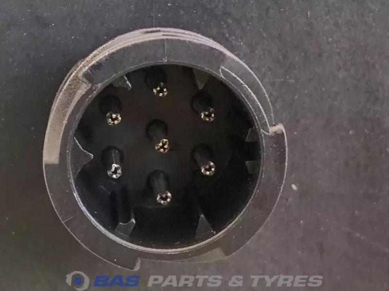 Scania Achterlicht gecomb. rechts Scania 2908051 - Dritat e pasme për Kamioni: foto 3 Scania Achterlicht gecomb. rechts Scania 2908051 - Dritat e pasme për Kamioni: foto 3