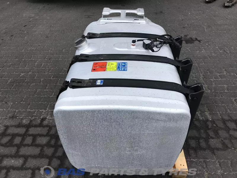 Scania Brandstoftank Scania 540 Liter 1887755 - Serbatori i karburantit për Kamioni: foto 2 Scania Brandstoftank Scania 540 Liter 1887755 - Serbatori i karburantit për Kamioni: foto 2