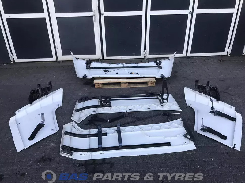 Scania G-Serie NextGen Spoilerset Scania CG-20 Highline L3H3 2390445 - Aerodinamikë/ Kuadër i drejtimit të tërthortë për Kamioni: foto 4 Scania G-Serie NextGen Spoilerset Scania CG-20 Highline L3H3 2390445 - Aerodinamikë/ Kuadër i drejtimit të tërthortë për Kamioni: foto 4
