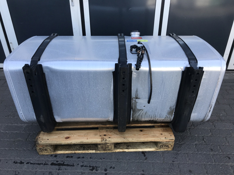 Scania  - Serbatori i karburantit për Kamioni: foto 3 Scania  - Serbatori i karburantit për Kamioni: foto 3