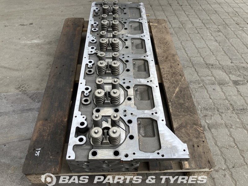 Volvo Cilinderkop Volvo D16 20853649 - Blloku i cilindrit për Kamioni: foto 2 Volvo Cilinderkop Volvo D16 20853649 - Blloku i cilindrit për Kamioni: foto 2