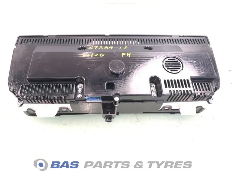 Volvo FH3 Instrumentenpaneel Volvo 21589170 - Paneli i aparateve për Kamioni: foto 2 Volvo FH3 Instrumentenpaneel Volvo 21589170 - Paneli i aparateve për Kamioni: foto 2