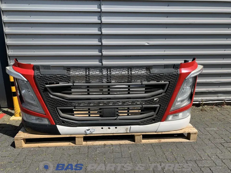 Volvo FH4 - Parakolp për Kamioni: foto 1 Volvo FH4 - Parakolp për Kamioni: foto 1