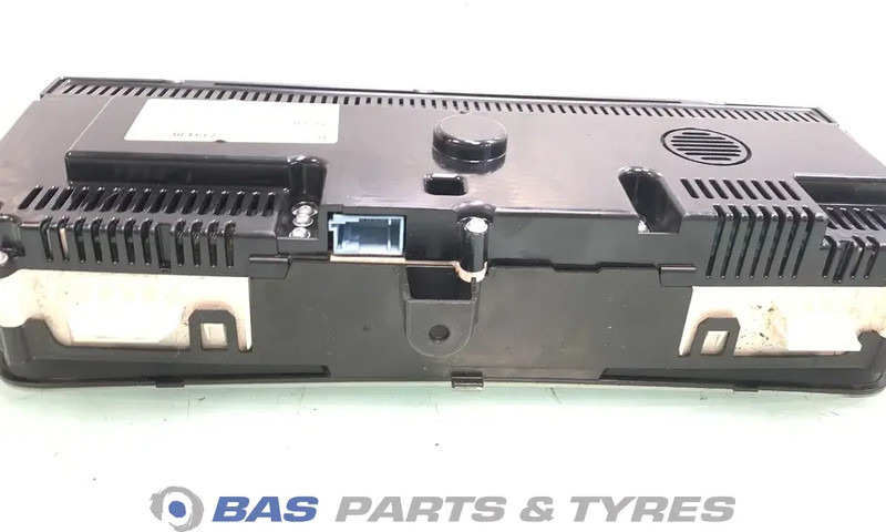 Volvo FH4 Instrumentenpaneel Volvo 21589170 - Paneli i aparateve për Kamioni: foto 3 Volvo FH4 Instrumentenpaneel Volvo 21589170 - Paneli i aparateve për Kamioni: foto 3