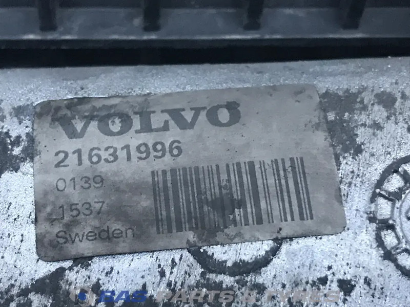 Volvo FH4 Koelerpakket Volvo D13K 460 22318830 - Radiatori për Kamioni: foto 4 Volvo FH4 Koelerpakket Volvo D13K 460 22318830 - Radiatori për Kamioni: foto 4
