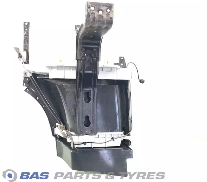 Volvo FH4 Opstap Rechts Volvo 82144986 - Trupi dhe të jashtme për Kamioni: foto 2 Volvo FH4 Opstap Rechts Volvo 82144986 - Trupi dhe të jashtme për Kamioni: foto 2