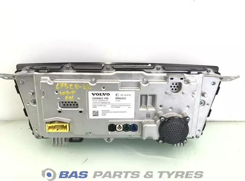 Volvo FH4B Instrumentenpaneel Volvo 23595812 - Paneli i aparateve për Kamioni: foto 2 Volvo FH4B Instrumentenpaneel Volvo 23595812 - Paneli i aparateve për Kamioni: foto 2