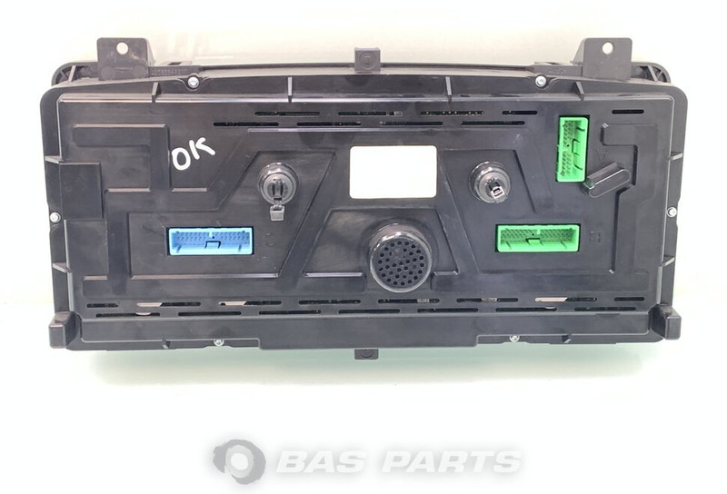 Volvo FL Euro 6 - Paneli i aparateve për Kamioni: foto 2 Volvo FL Euro 6 - Paneli i aparateve për Kamioni: foto 2