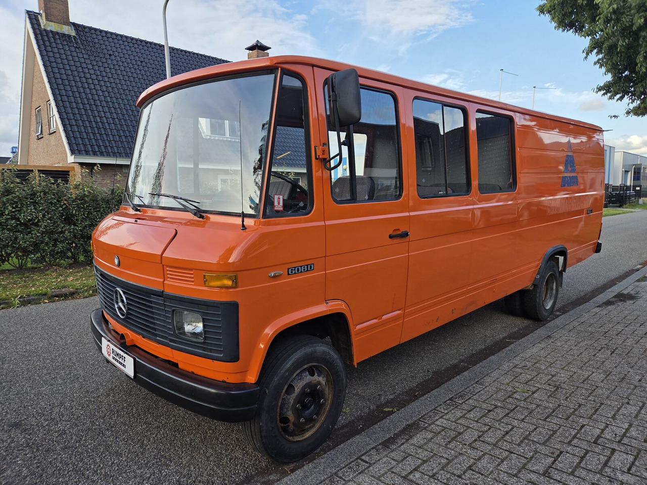 Mercedes-Benz L 608 D dubbel cabine (26700 km) goederen en personen bestelwagen - Furgon pasagjerësh: foto 4 Mercedes-Benz L 608 D dubbel cabine (26700 km) goederen en personen bestelwagen - Furgon pasagjerësh: foto 4