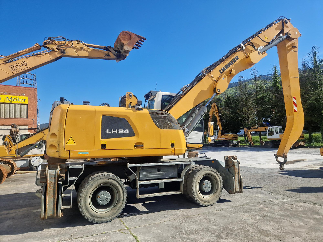 LIEBHERR LH24M - Ekskavator për mbetje: foto 4 LIEBHERR LH24M - Ekskavator për mbetje: foto 4