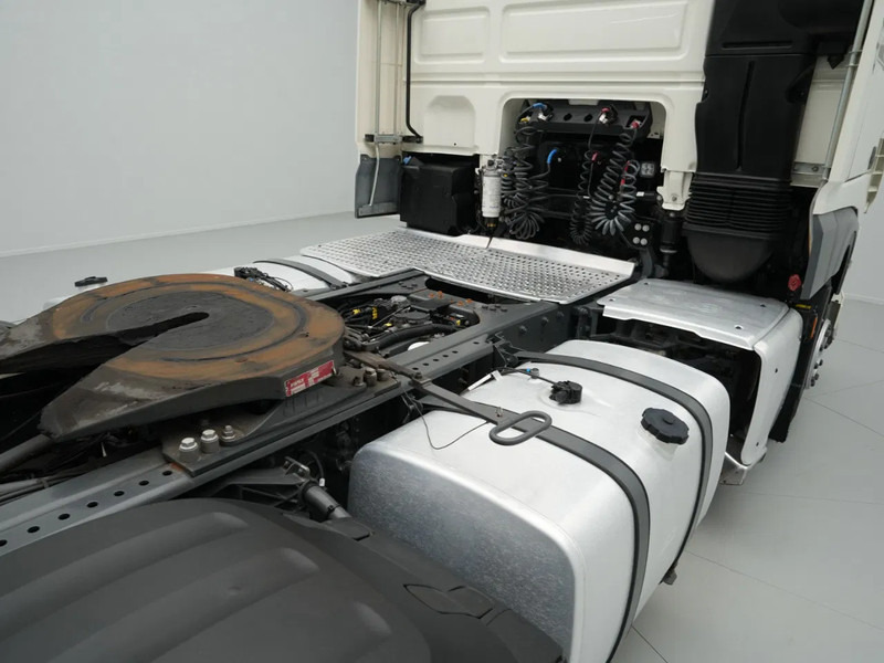 Gjysmë-kamion DAF XF 480 FT Super Space Cab, 2x Tanks: foto 10