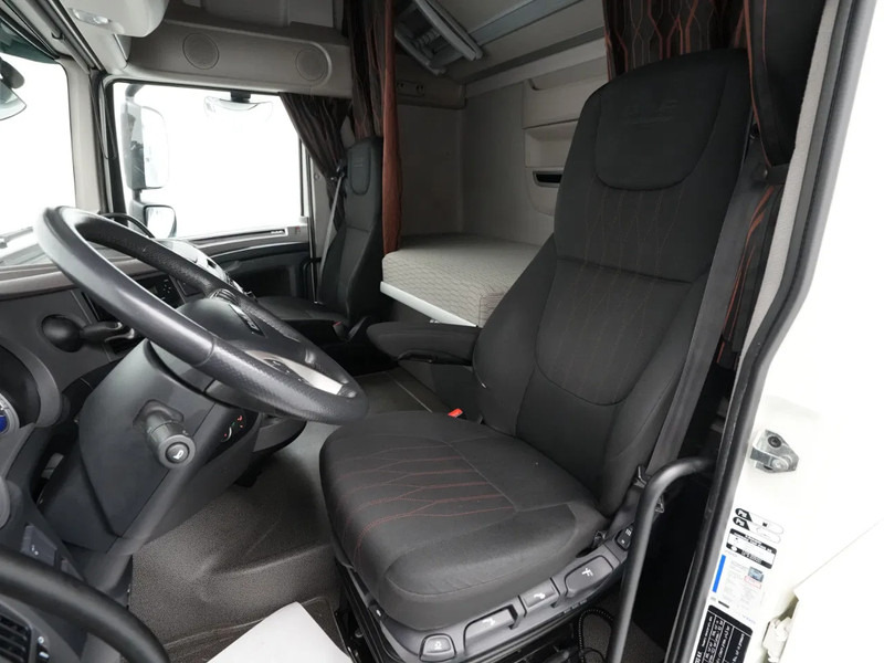 Gjysmë-kamion DAF XF 480 FT Super Space Cab, 2x Tanks: foto 13