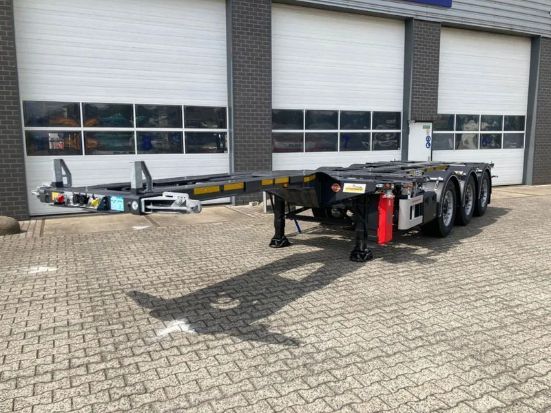 Kässbohrer SHG AVMH / 45 - 12 / 27 - Multi uitschuifbaar chassis -> 20"/30"/40"/45" - Transportjer kontejnerësh/ Gjysmë rimorkio me karroceri të çmontueshme: foto 5 Kässbohrer SHG AVMH / 45 - 12 / 27 - Multi uitschuifbaar chassis -> 20"/30"/40"/45" - Transportjer kontejnerësh/ Gjysmë rimorkio me karroceri të çmontueshme: foto 5