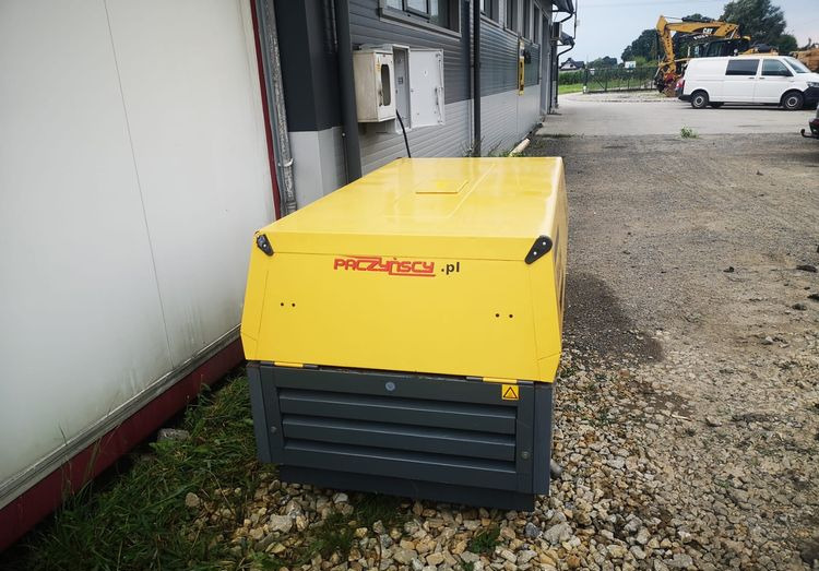 Agregat prądotwórczy Atlas Copco QAX 20 2005 Agregat (Genrtator) prądotwórczy Atlas Copco - Set gjeneratori: foto 4 Agregat prądotwórczy Atlas Copco QAX 20 2005 Agregat (Genrtator) prądotwórczy Atlas Copco - Set gjeneratori: foto 4