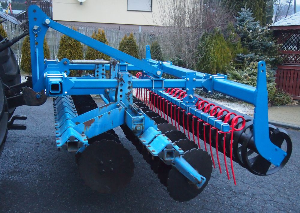 Brona talerzowa Rabe Werk RABE WERK Fielo biro 3000 2006 Brona talerzowa RABE - Lesë me disk: foto 4 Brona talerzowa Rabe Werk RABE WERK Fielo biro 3000 2006 Brona talerzowa RABE - Lesë me disk: foto 4