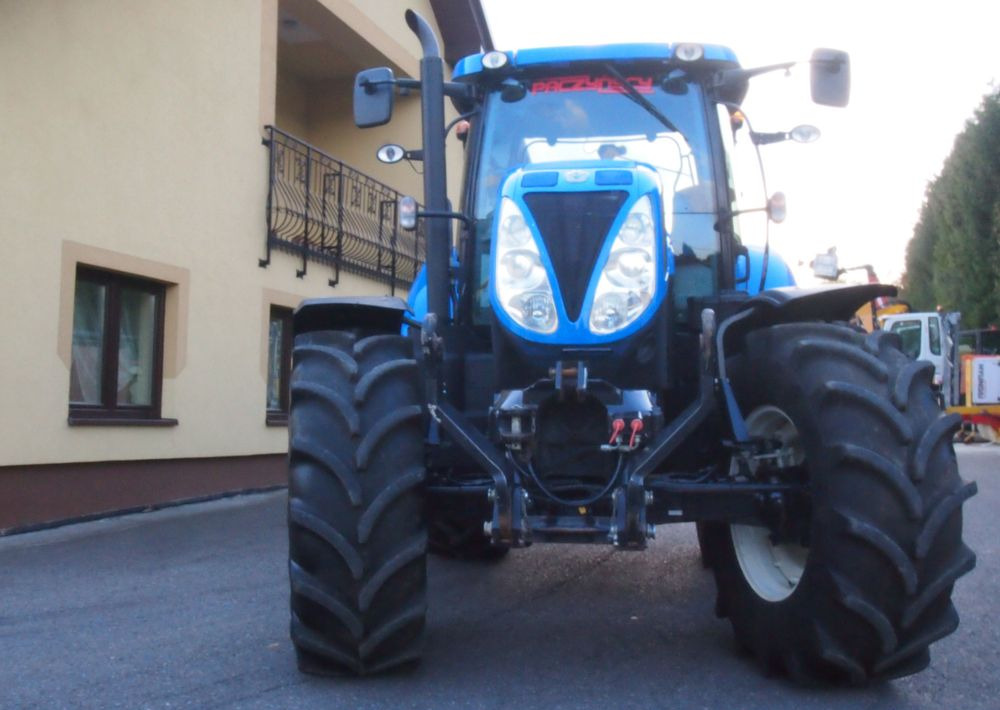 Ciągnik New Holland T7.185 2013 New Holland Autocommand i TUZ - Traktor: foto 3 Ciągnik New Holland T7.185 2013 New Holland Autocommand i TUZ - Traktor: foto 3