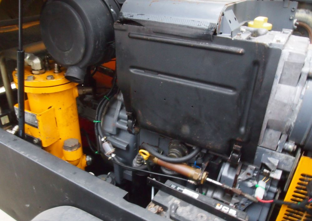 Kompresor Ingersoll Rand IR P130WD 2000 Kompresor Ingersoll Rand P130WD 30 kW - Kompresor ajri: foto 5 Kompresor Ingersoll Rand IR P130WD 2000 Kompresor Ingersoll Rand P130WD 30 kW - Kompresor ajri: foto 5